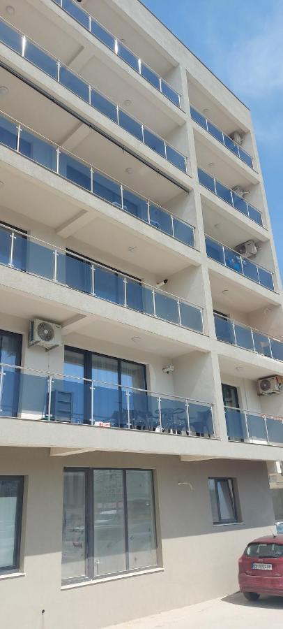 Apartamento Apartament Nina Năvodari Exterior foto